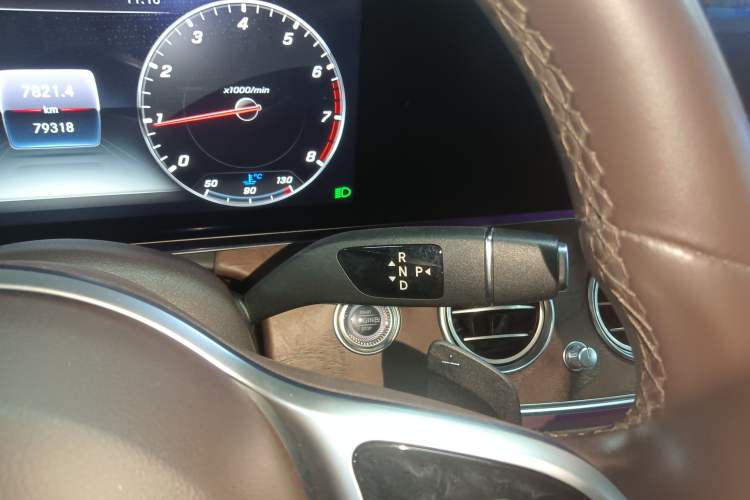 Used Mercedes-Benz E-Class 2020 Restyled E 300 L Exclusive Edition Gear Lever