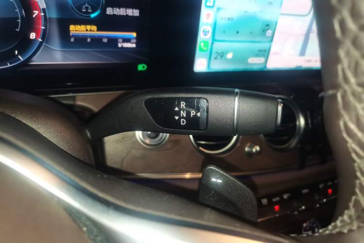 Used Mercedes-Benz E-Class 2020 Restyled E 300 L Exclusive Edition Gear Lever