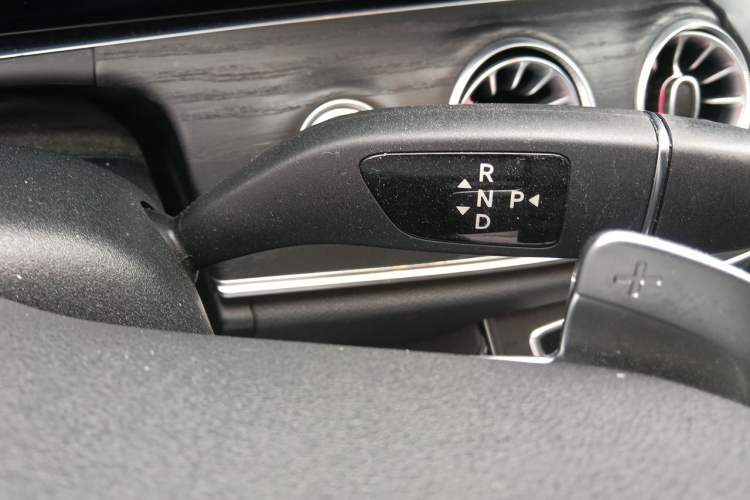 Used Mercedes-Benz E-Class 2020 E 300 L Sporty and Stylish Model Gear Lever