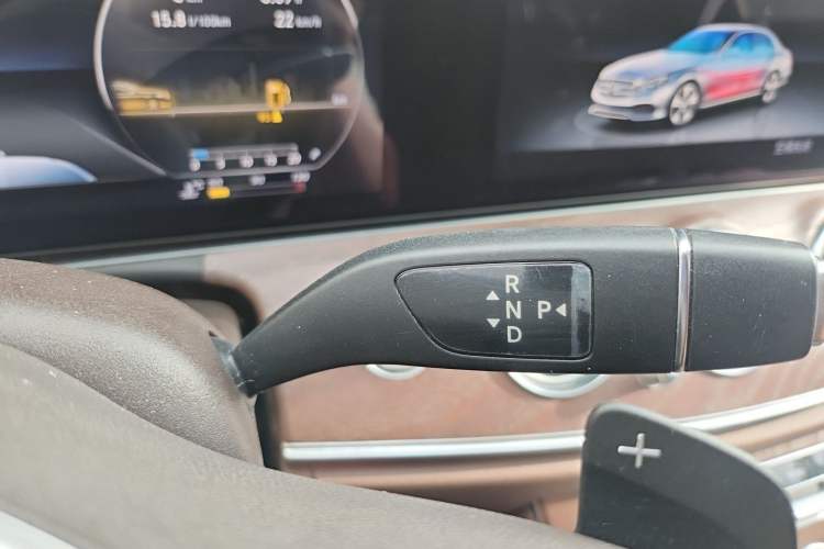 Used Mercedes-Benz E-Class 2020 Facelift E 300 L Stylish Edition Gear Lever