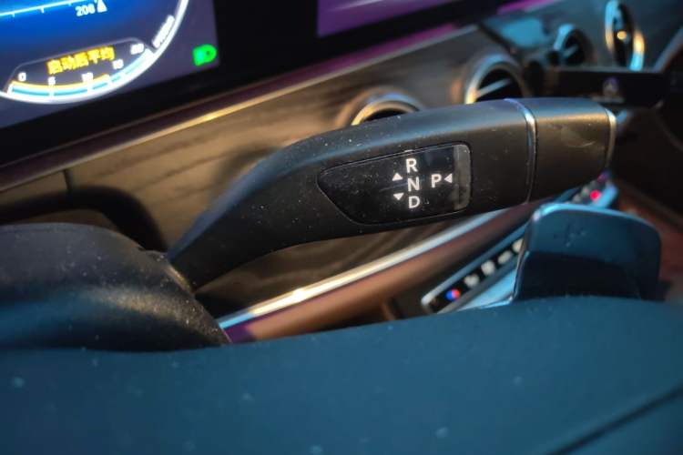 Used Mercedes-Benz E-Class 2020 Facelift E 260 L Sport Edition Gear Lever