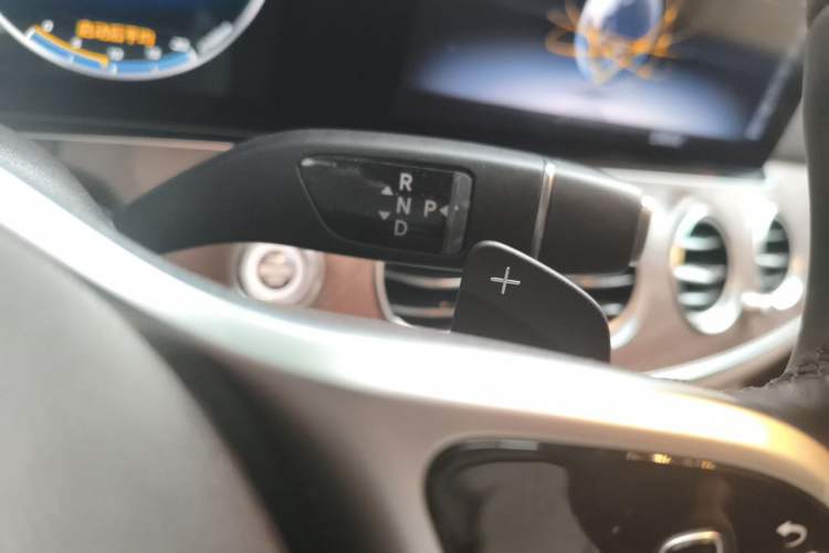 Used Mercedes-Benz E-Class 2020 Restyled E 300 L Exclusive Edition Gear Lever