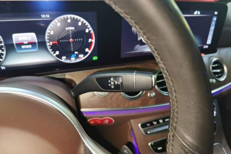 Used Mercedes-Benz E-Class 2020 Facelift E 300 L Stylish Edition Gear Lever
