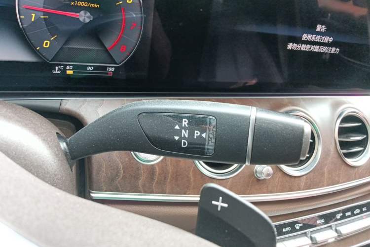 Used Mercedes-Benz E-Class 2020 Restyled E 300 L Exclusive Edition Gear Lever