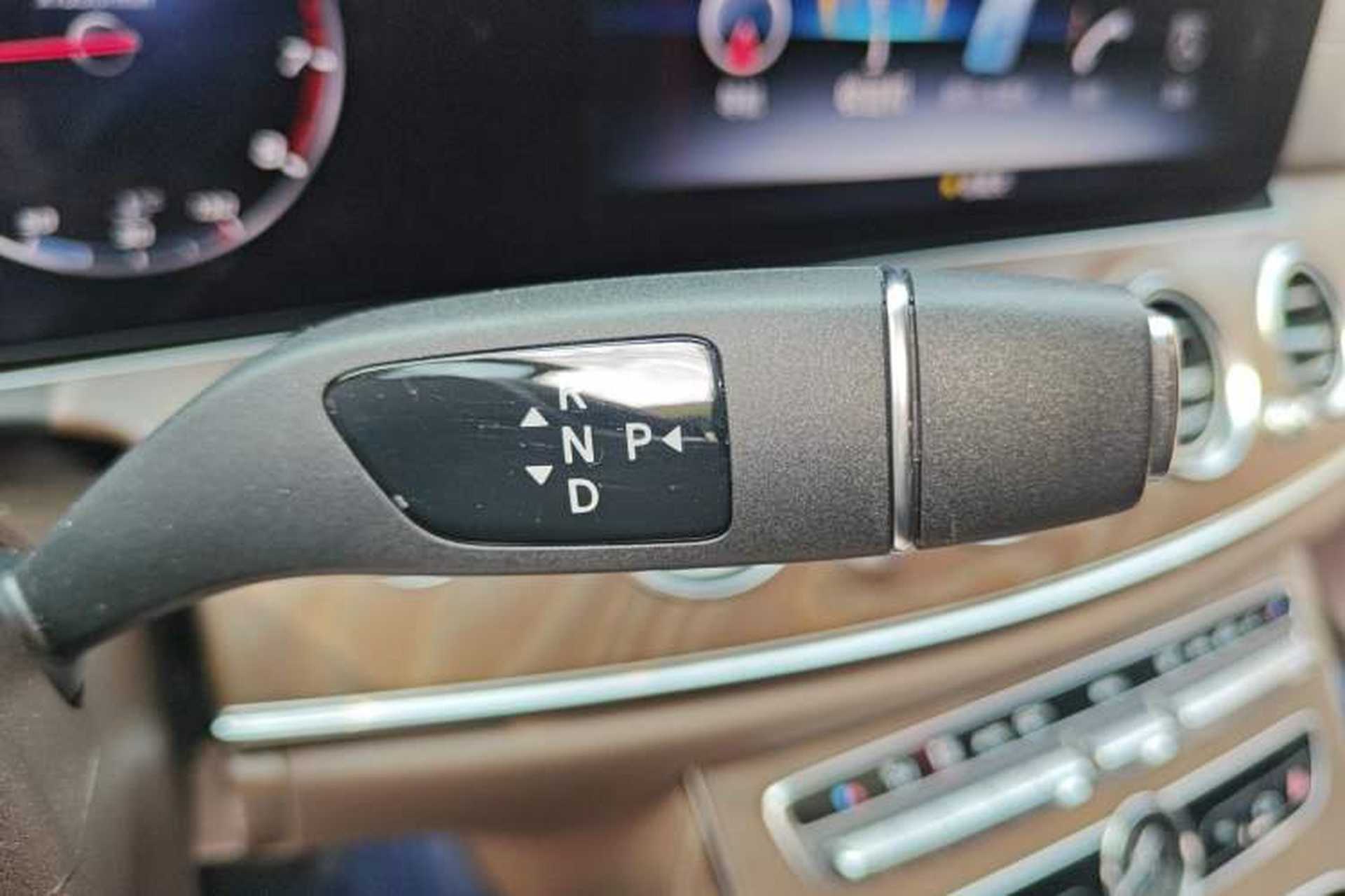 Used Mercedes-Benz E-Class 2020 E 300 L Stylish Model Gear Lever