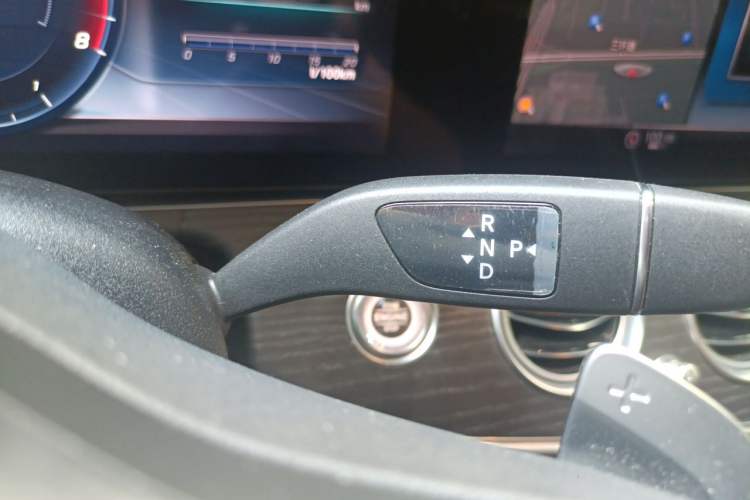 Used Mercedes-Benz E-Class 2020 E 300 L Sport Luxury Edition Gear Lever