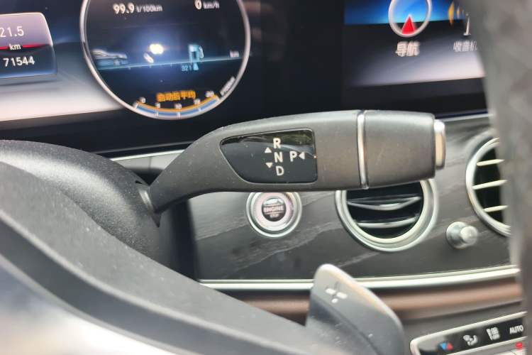 Used Mercedes-Benz E-Class 2020 E 300 L Sporty and Stylish Model Gear Lever