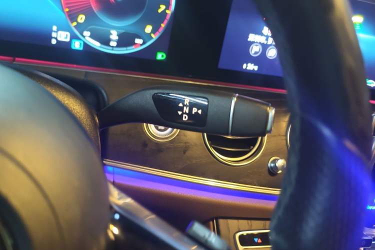 Used Mercedes-Benz E-Class 2020 E 300 L Luxury Model Gear Lever