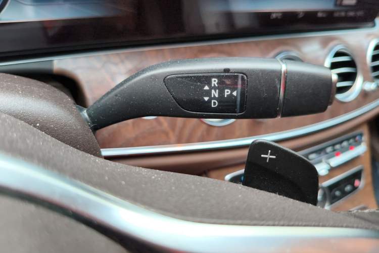 Used Mercedes-Benz E-Class 2020 E 300 L Luxury Model Gear Lever