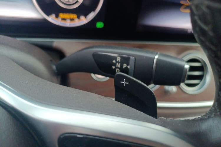 Used Mercedes-Benz E-Class 2020 E 300 L Stylish Model Gear Lever