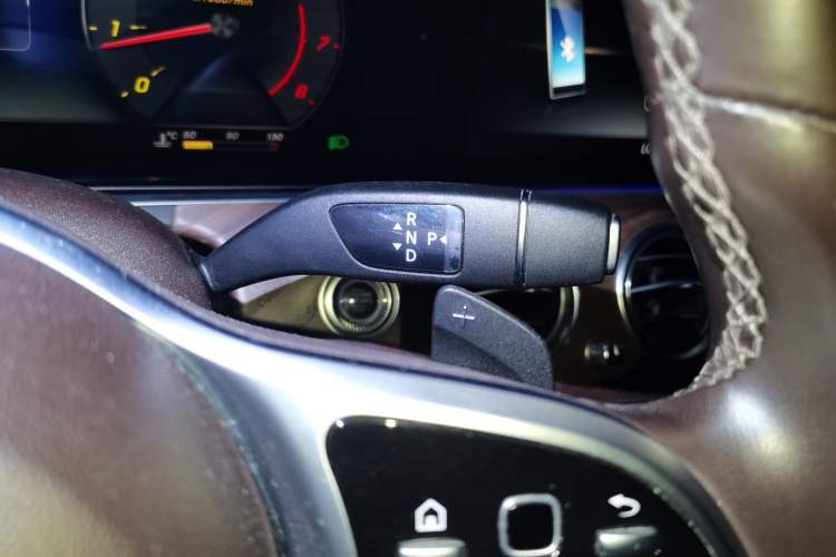 Used Mercedes-Benz E-Class 2020 E 300 L Luxury Model Gear Lever
