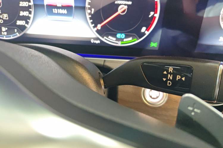 Used Mercedes-Benz E-Class 2020 E 260 L Sport Edition Gear Lever