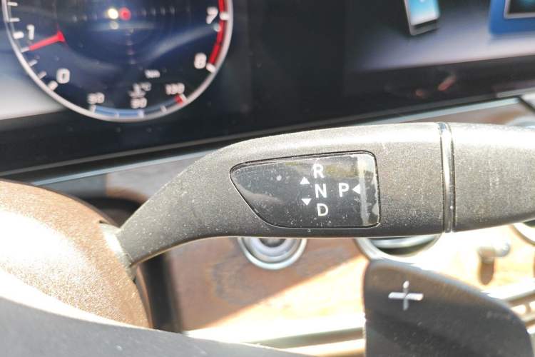 Used Mercedes-Benz E-Class 2020 E 300 L Luxury Model Gear Lever