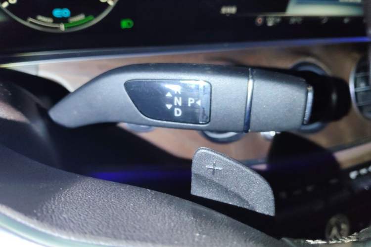Used Mercedes-Benz E-Class 2020 E 260 L Gear Lever