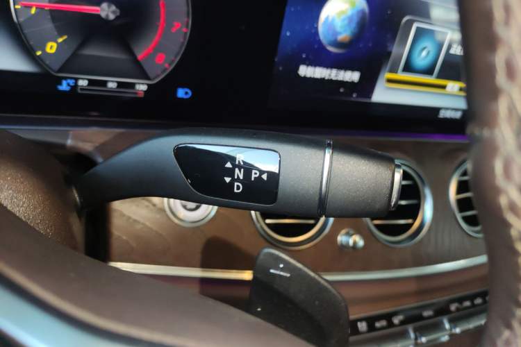 Used Mercedes-Benz E-Class 2020 E 300 L Stylish Model Gear Lever