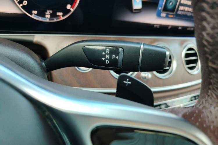 Used Mercedes-Benz E-Class 2020 E 300 L Stylish Model Gear Lever