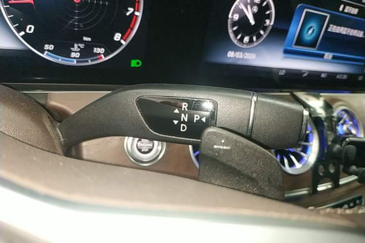 Used Mercedes-Benz E-Class 2020 Facelift E 260 L Gear Lever