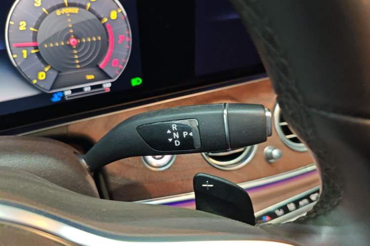 Used Mercedes-Benz E-Class 2020 Facelift E 300 L Stylish Edition Gear Lever