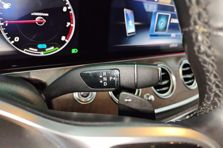 Used Mercedes-Benz E-Class 2020 Facelift E 260 L Gear Lever