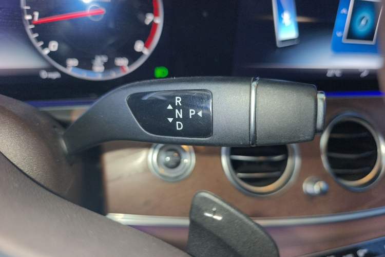 Used Mercedes-Benz E-Class 2020 E 300 L Stylish Model Gear Lever