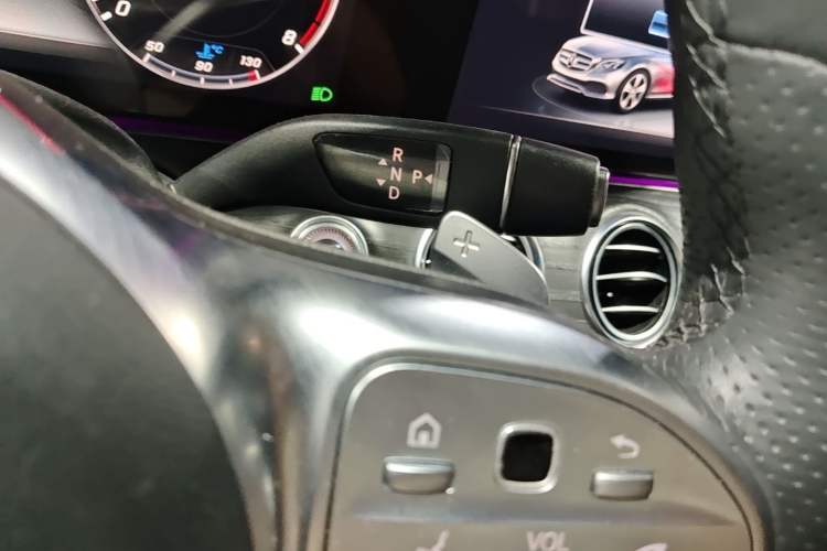 Used Mercedes-Benz E-Class 2020 E 300 L Sporty and Stylish Model Gear Lever