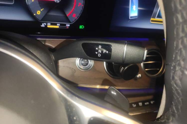 Used Mercedes-Benz E-Class 2020 E 300 L Luxury Model Gear Lever