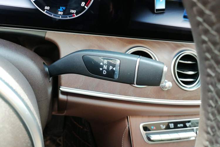 Used Mercedes-Benz E-Class 2020 E 300 L Luxury Model Gear Lever