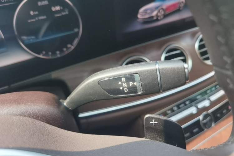 Used Mercedes-Benz E-Class 2020 E 300 L Stylish Model Gear Lever