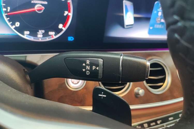 Used Mercedes-Benz E-Class 2020 Facelift E 300 L Stylish Edition Gear Lever
