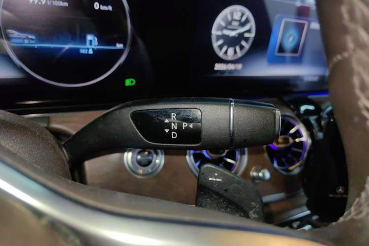 Used Mercedes-Benz E-Class 2020 E 300 L Stylish Model Gear Lever