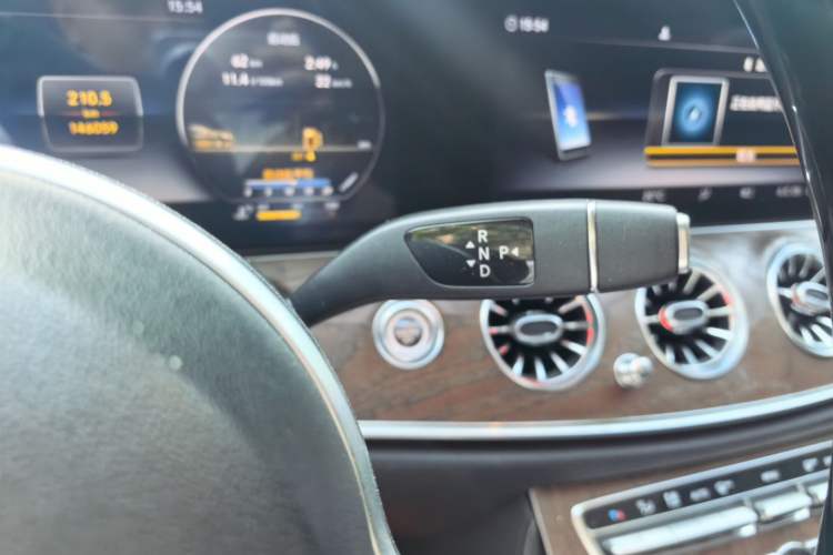 Used Mercedes-Benz E-Class 2020 E 300 L Stylish Model Gear Lever
