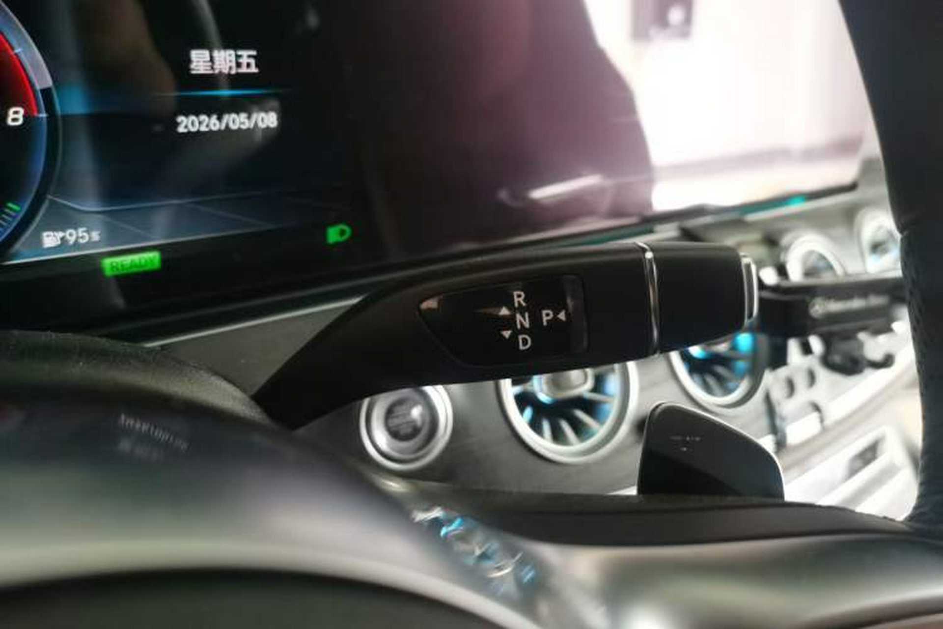 Used Mercedes-Benz E-Class 2020 Facelift E 260 L Sport Edition Gear Lever