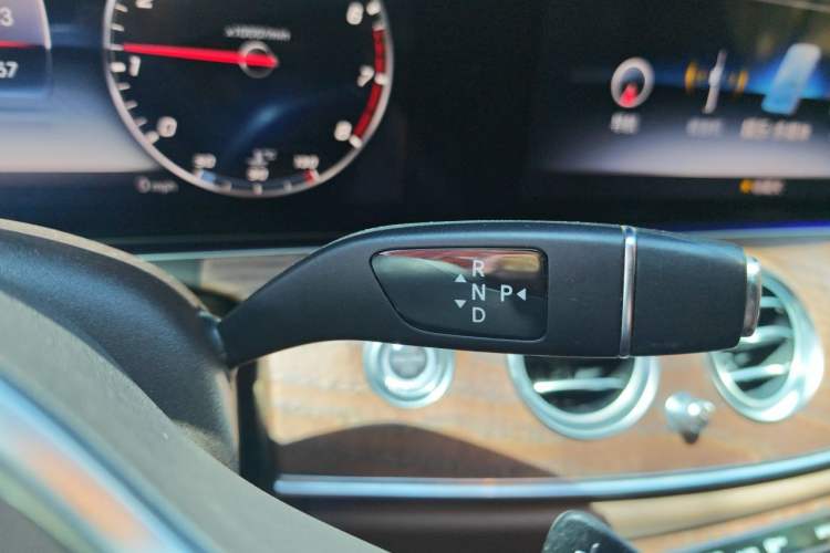 Used Mercedes-Benz E-Class 2020 E 300 L Luxury Model Gear Lever