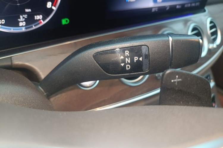 Used Mercedes-Benz E-Class 2020 E 300 L Luxury Model Gear Lever