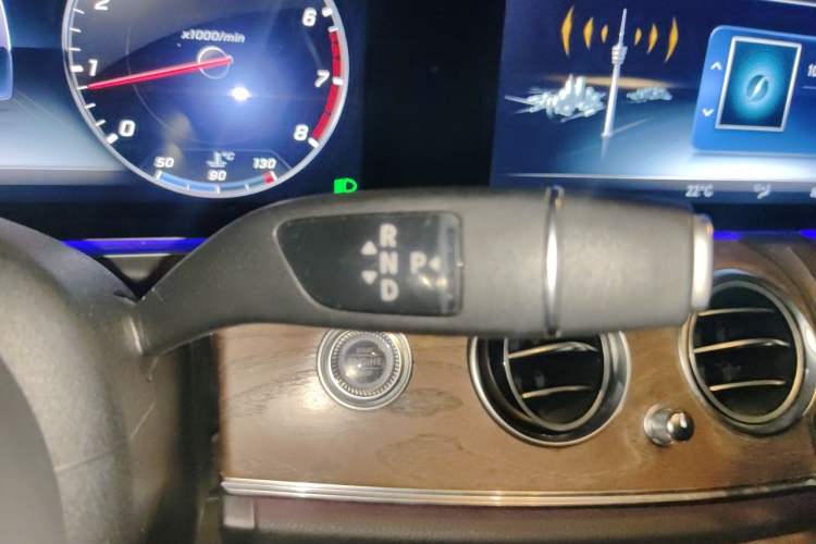 Used Mercedes-Benz E-Class 2020 E 300 L Luxury Model Gear Lever
