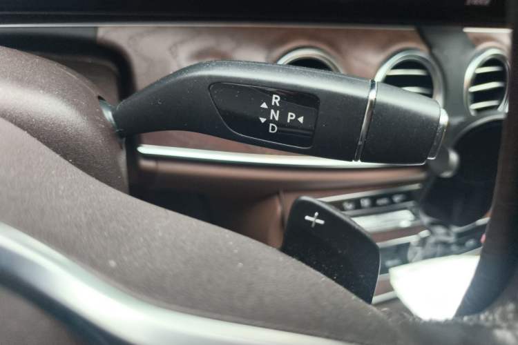 Used Mercedes-Benz E-Class 2020 E 300 L Stylish Model Gear Lever
