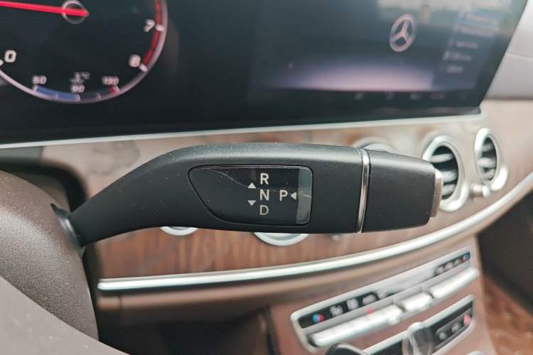Used Mercedes-Benz E-Class 2020 E 300 L Luxury Model Gear Lever