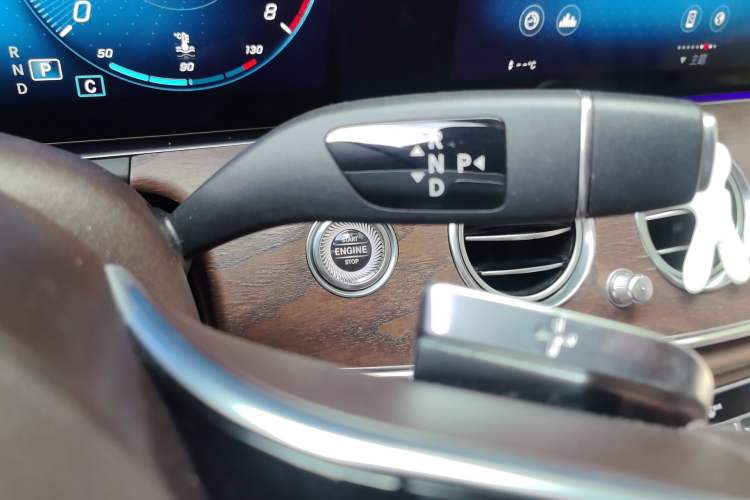 Used Mercedes-Benz E-Class 2020 Facelift E 300 L Stylish Edition Gear Lever