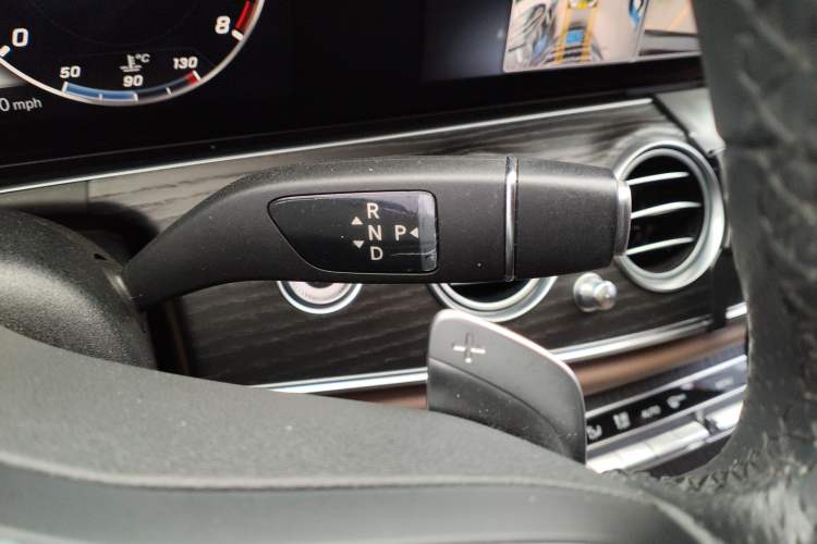 Used Mercedes-Benz E-Class 2020 E 300 L Sporty and Stylish Model Gear Lever