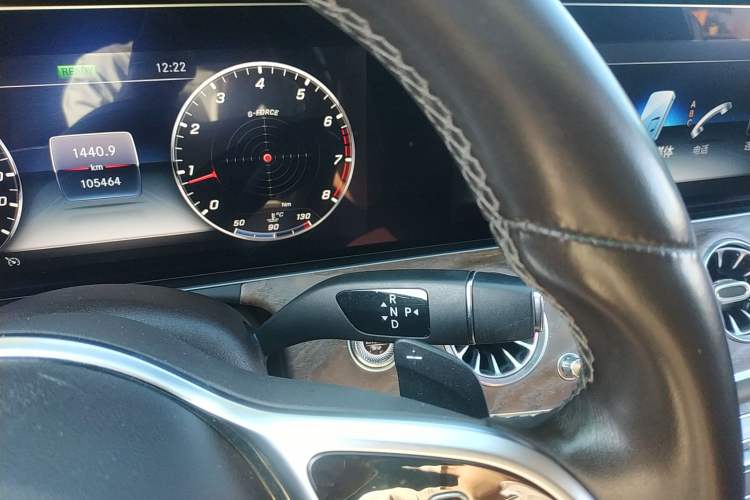 Used Mercedes-Benz E-Class 2020 E 260 L Gear Lever