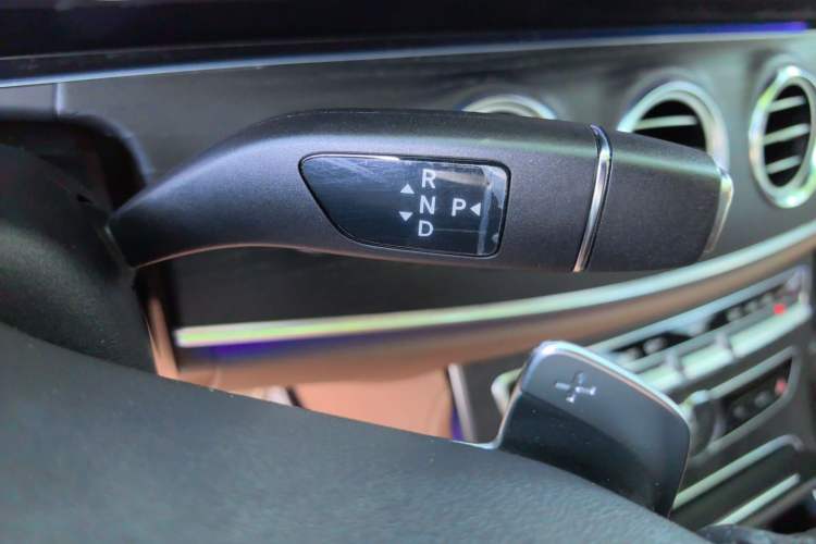 Used Mercedes-Benz E-Class 2020 E 300 L Stylish Model Gear Lever