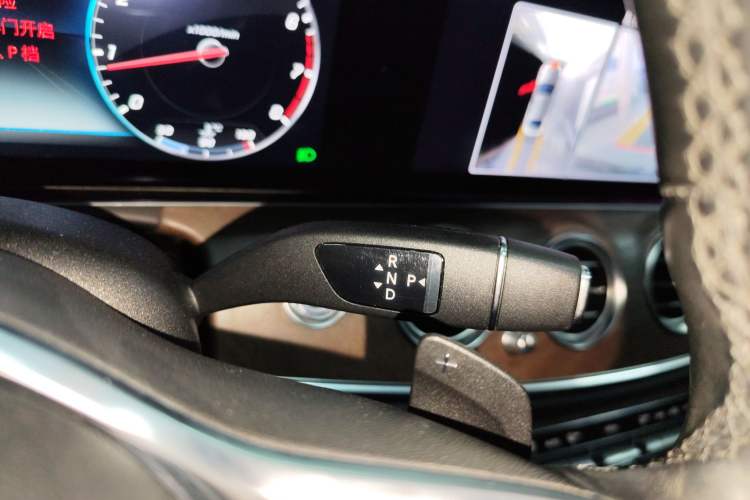 Used Mercedes-Benz E-Class 2020 E 300 L Stylish Model Gear Lever