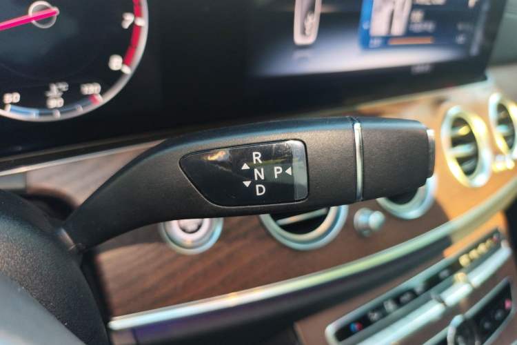Used Mercedes-Benz E-Class 2020 Facelift E 300 L Stylish Edition Gear Lever