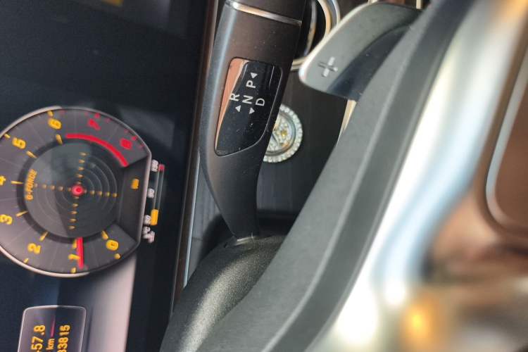 Used Mercedes-Benz E-Class 2020 Restyled E 300 L Sport Exclusive Edition Gear Lever