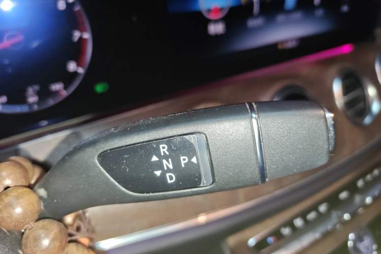 Used Mercedes-Benz E-Class 2020 E 300 L Stylish Model Gear Lever
