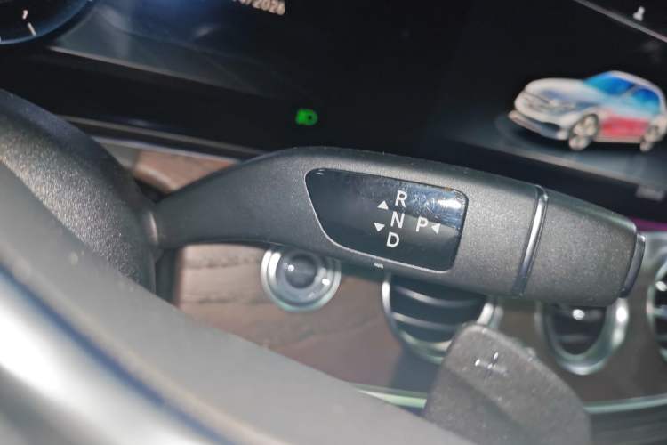 Used Mercedes-Benz E-Class 2020 Facelift E 300 L Stylish Edition Gear Lever