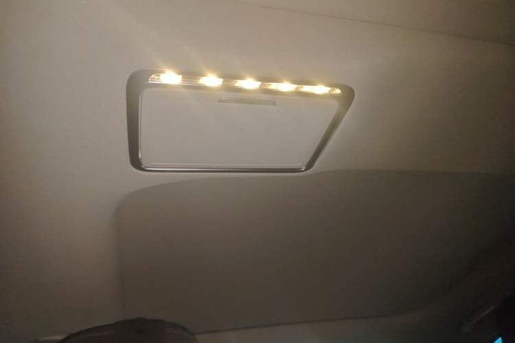 Used Mercedes-Benz E-Class 2020 E 260 L 4MATIC Headliner