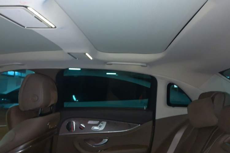 Used Mercedes-Benz E-Class 2020 E 300 L Luxury Model Headliner