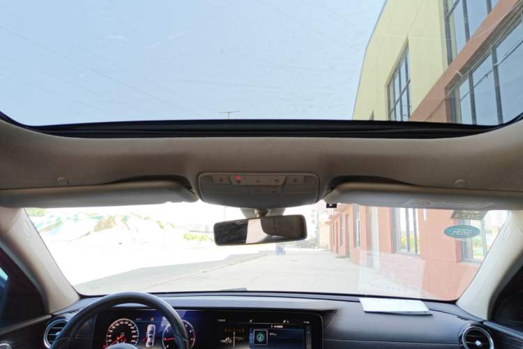 Used Mercedes-Benz E-Class 2020 E 300 L Sport Luxury Edition Headliner