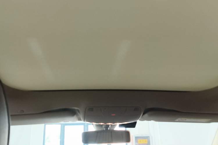 Used Mercedes-Benz E-Class 2020 Facelift E 300 L Stylish Edition Headliner